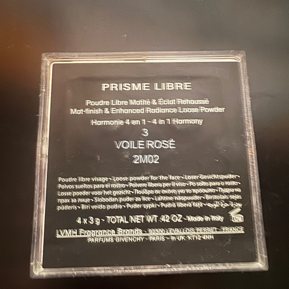 Givenchy prism Libre powder Original Talc formula - Picture 3 of 3